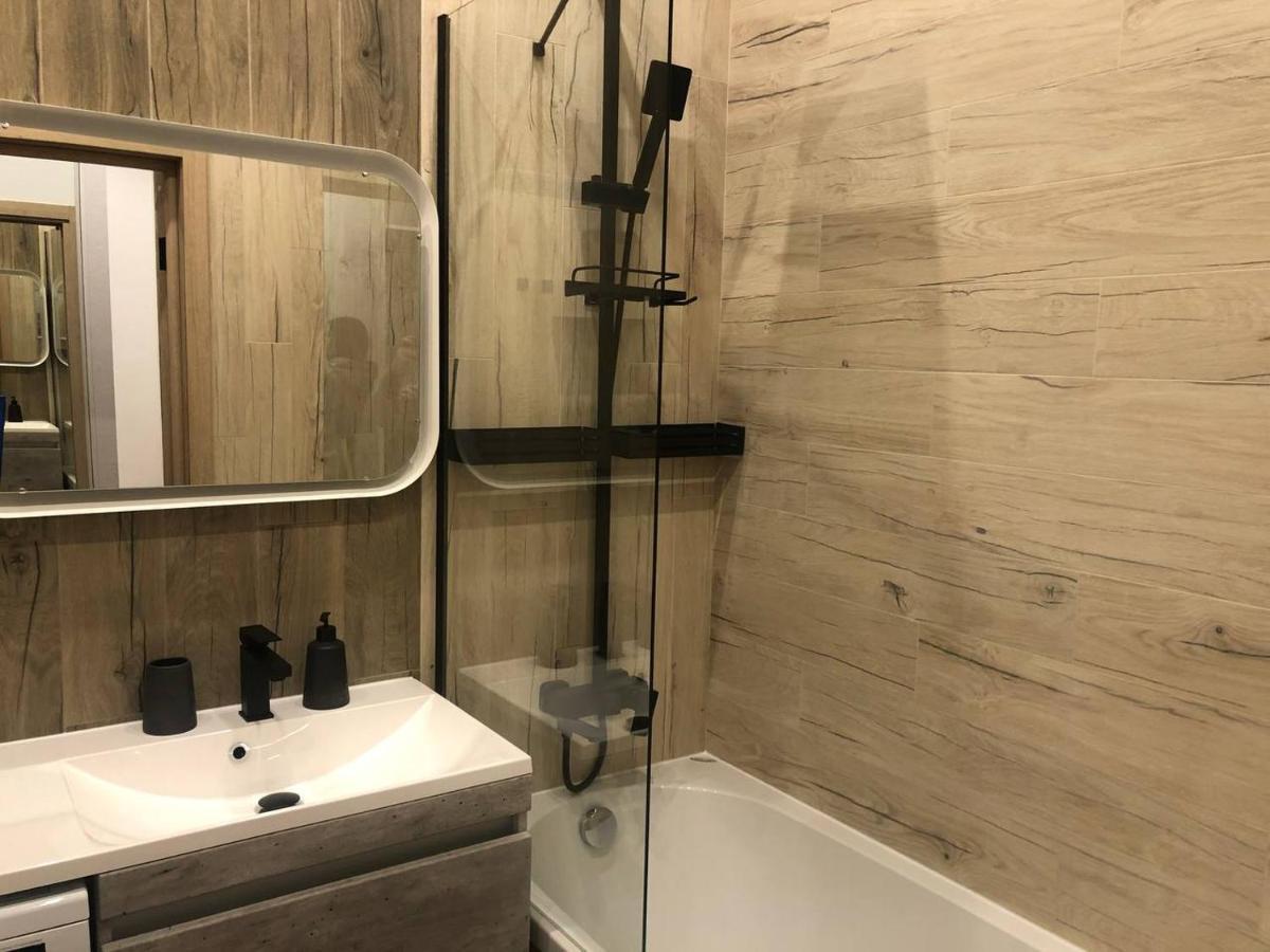 25D-Floor Sky Luxury Apartment! Fantastic View! Kiev Eksteriør billede